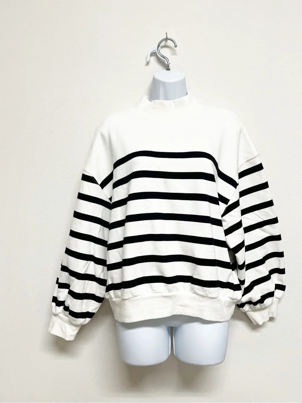 Frame Denim Womens Striped Black and White Balloon Sleeve Mock Neck Sweatshirt